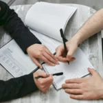 Skróty na Pasku Wypłaty – Praktyczny Przewodnik dla Pracowników