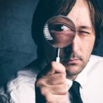 Czy dorosłe niepracujące dziecko może być objęte ubezpieczeniem zdrowotnym rodzica? Odpowiadamy krok po kroku